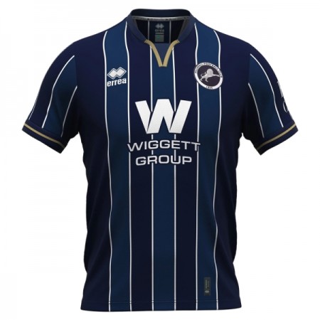 Maglia Millwall Prima Divisa 2026-27 Maglia Millwall Prima Divisa 2026-27