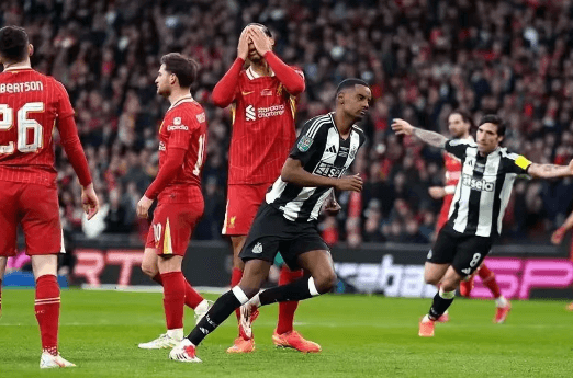 L'ascesa del Newcastle e il declino del Liverpool